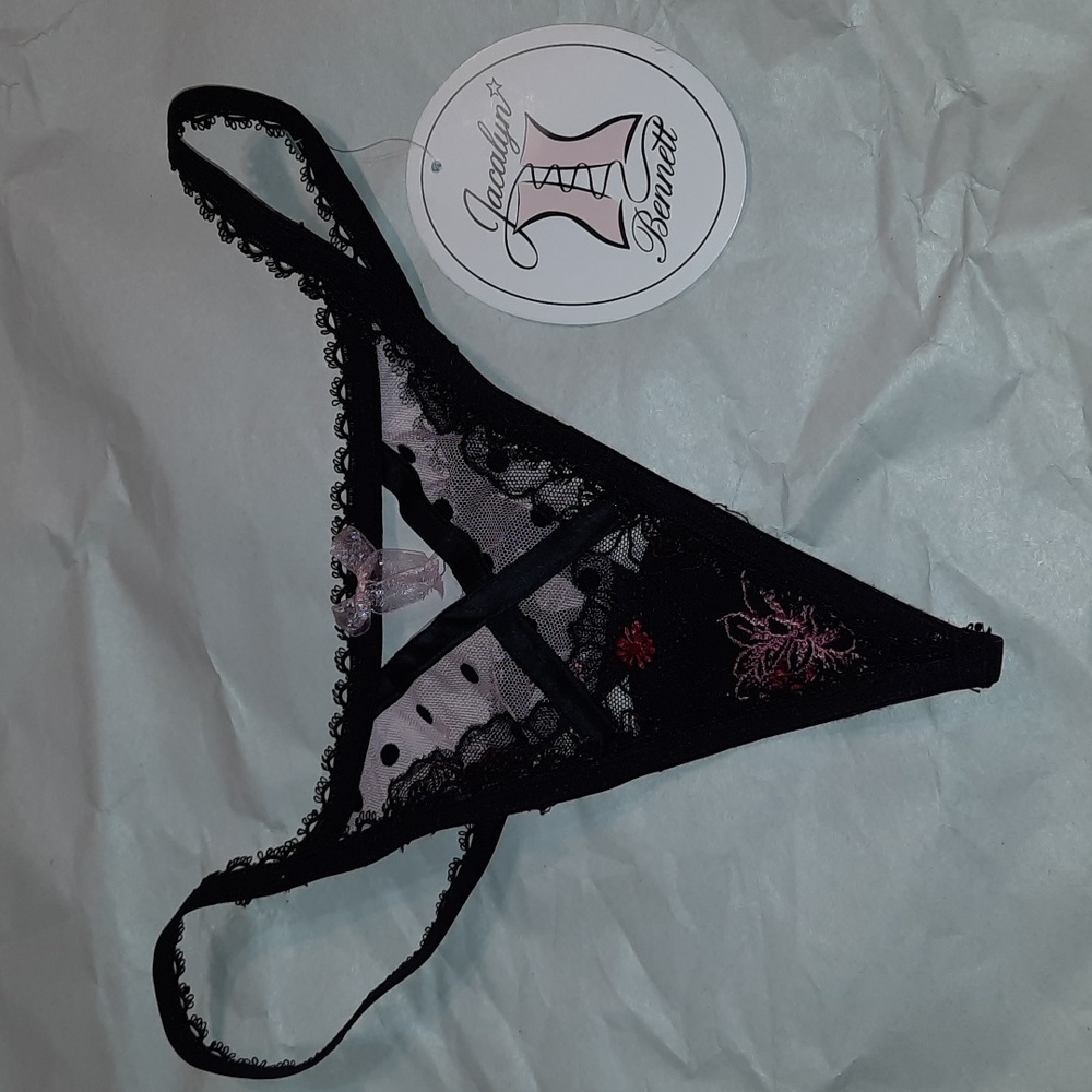 FLL / Jacalyn Bennet ZINNIA Thong sz Small